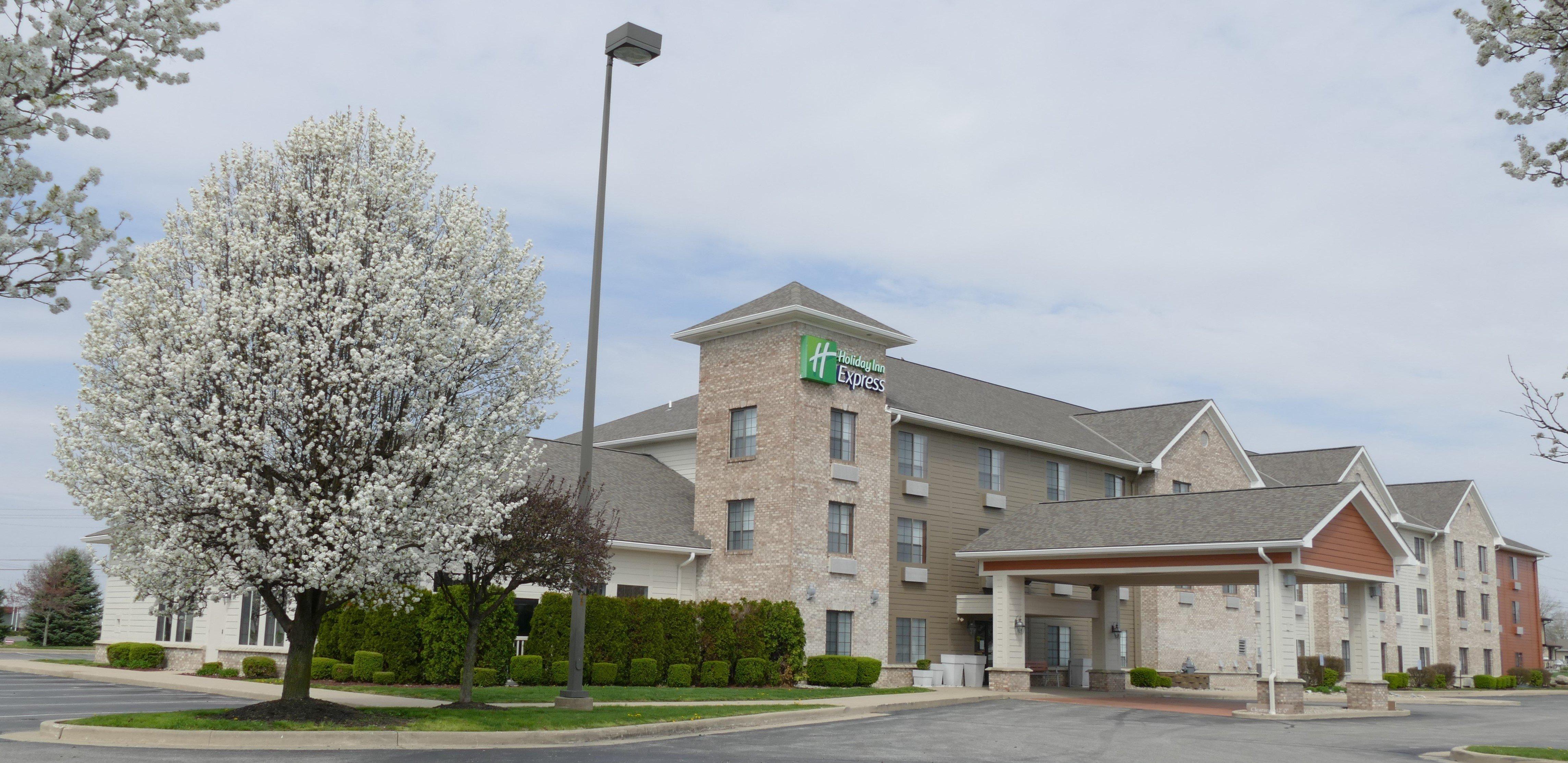 Holiday Inn Express Greensburg By Ihg Exterior foto